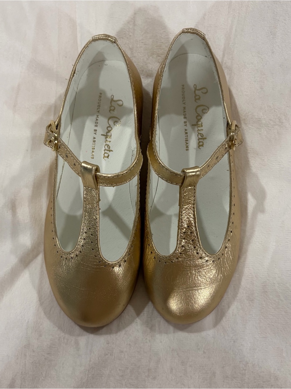 La Coqueta Girls' Gold T-Strap Dress Shoes